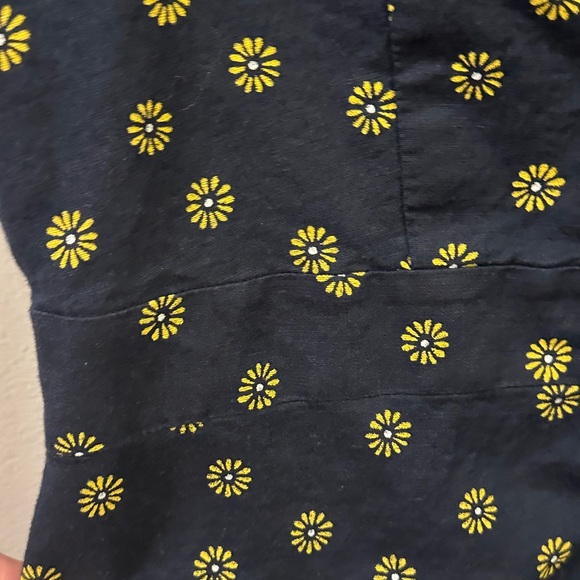 J.Crew Navy Linen Blend Daisy Print Button Front Dress Size 4 - Picture 3 of 6